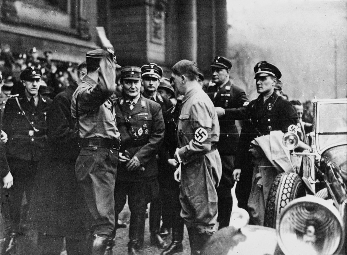 Adolf Hitler and Hermann Göring in front of the Berliner Dom for the funeral of Hans Maikowski and Josef Zauritz